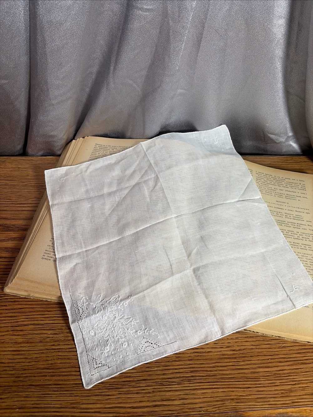 Antique Whitework Embroidered Linen Handkerchief Floral Corner 11x11